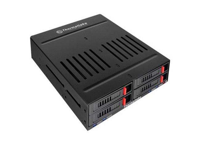 Джаджи Чекмедже за диск Thermaltake Max 5 Quad SATA HDD Rack