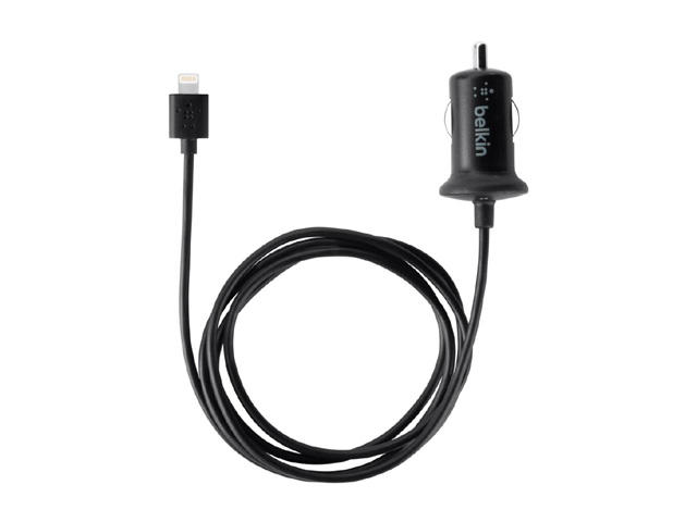 Аксесоари за таблети Belkin Micro зарядно за кола с вграден кабел с Lightning конектор
