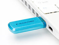 USB памети 16GB Silicon Power Helios Blue USB 2.0