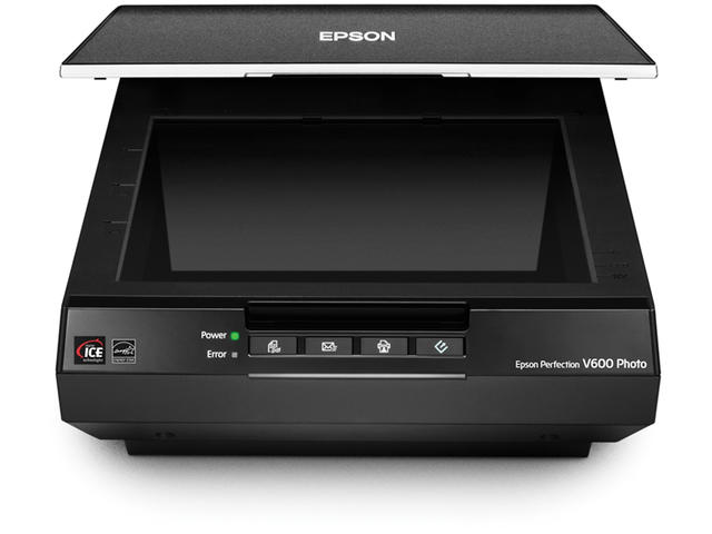 Скенери Epson Perfection V600 Photo + Epson Glossy Photo Paper 10 x 15 см