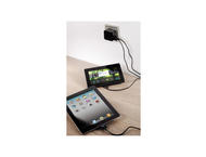 Зарядни устройства Hama двоен USB адаптер 