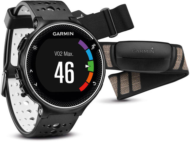 Смарт часовници Garmin Forerunner 230 - в черно/бяло + пулсомер