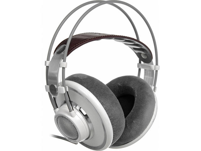 Слушалки AKG K701